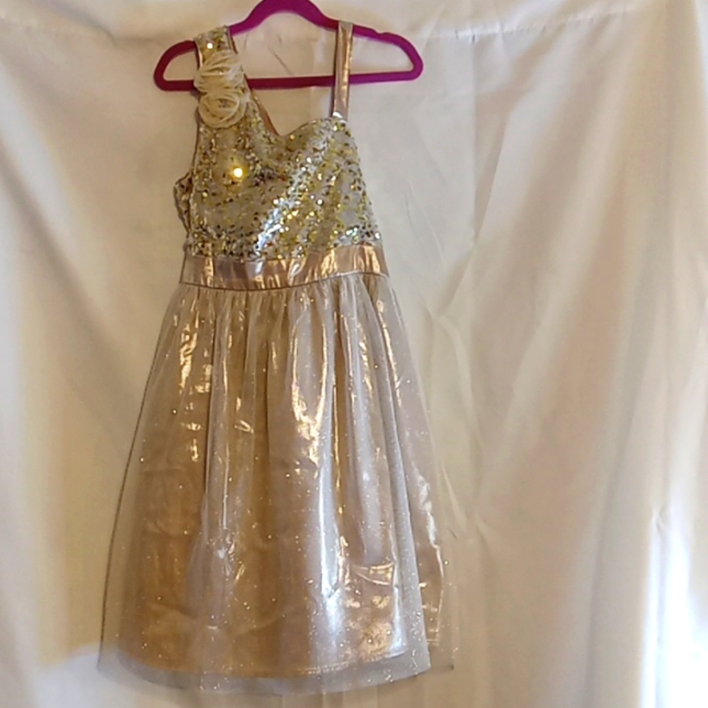 Girls formal dress, gold sequins at the top size 12 from Justice